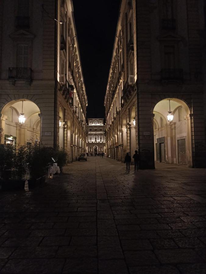 Central Loft Carina Ideale Per Visitare Il Centro Di Torino Buitenkant foto